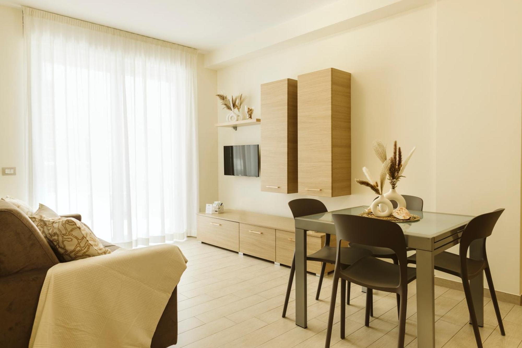 Residenze Roscioli Aparthotel Roseto Degli Abruzzi Ngoại thất bức ảnh