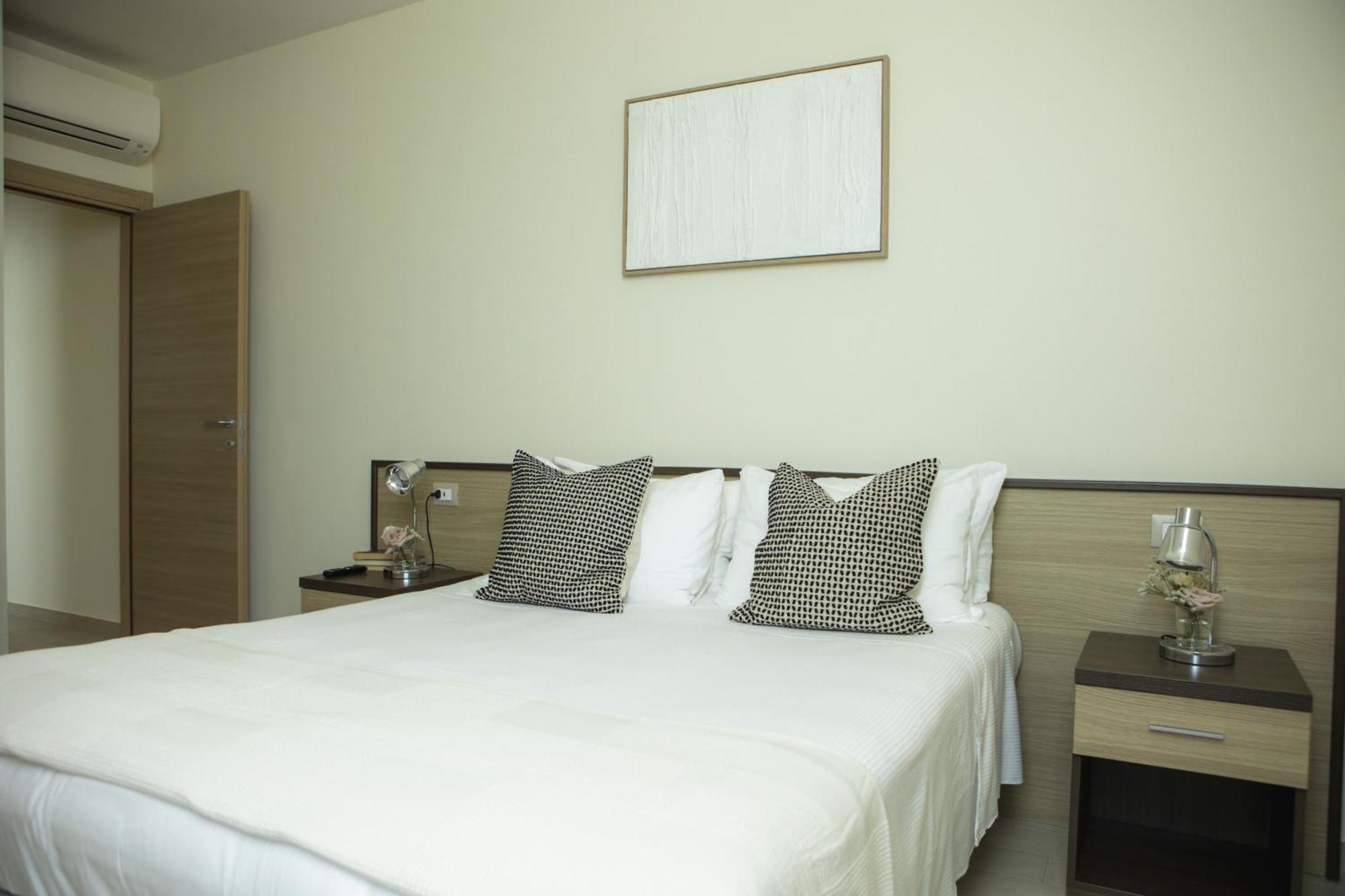 Residenze Roscioli Aparthotel Roseto Degli Abruzzi Ngoại thất bức ảnh
